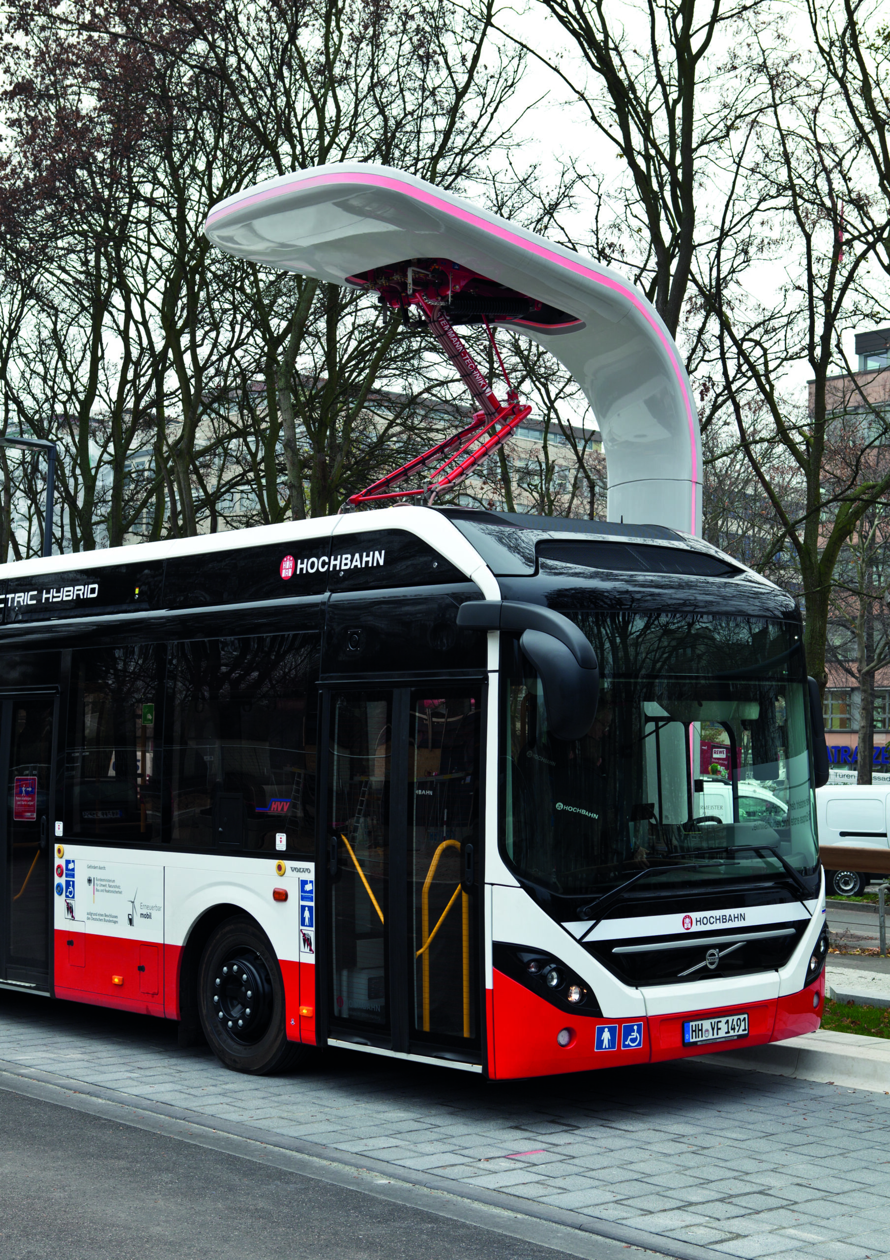 E Bus Lademast Reddot Scaled